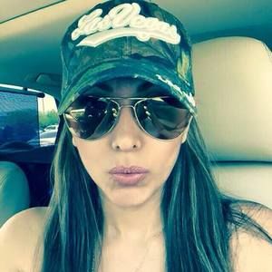 Meet your Posher, Alexandra